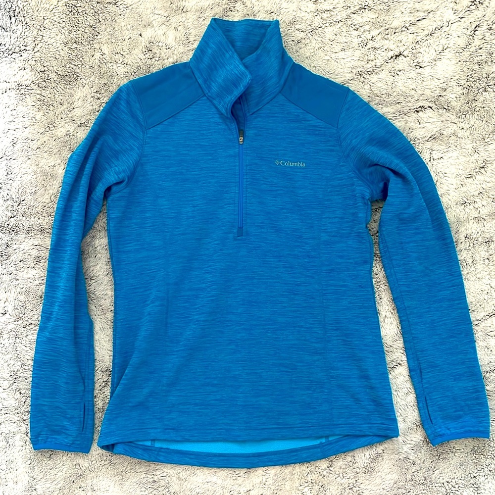 Columbia Quarter Zip Sweatshirt!